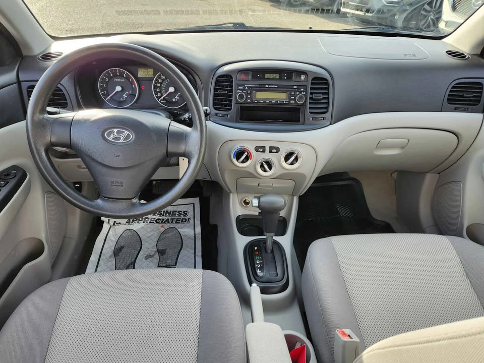 2007 Hyundai Accent - photo 4