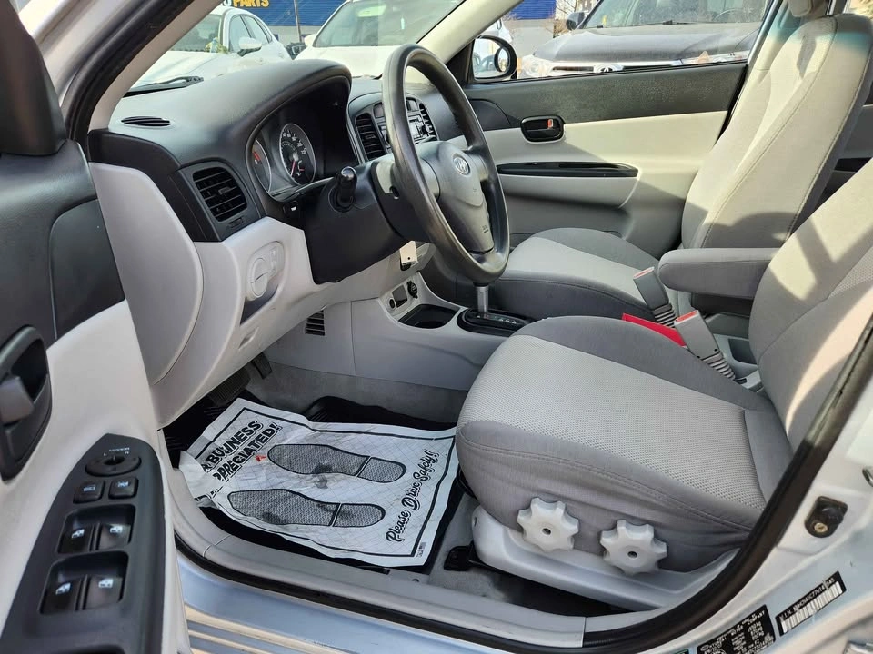 2007 Hyundai Accent - photo 5