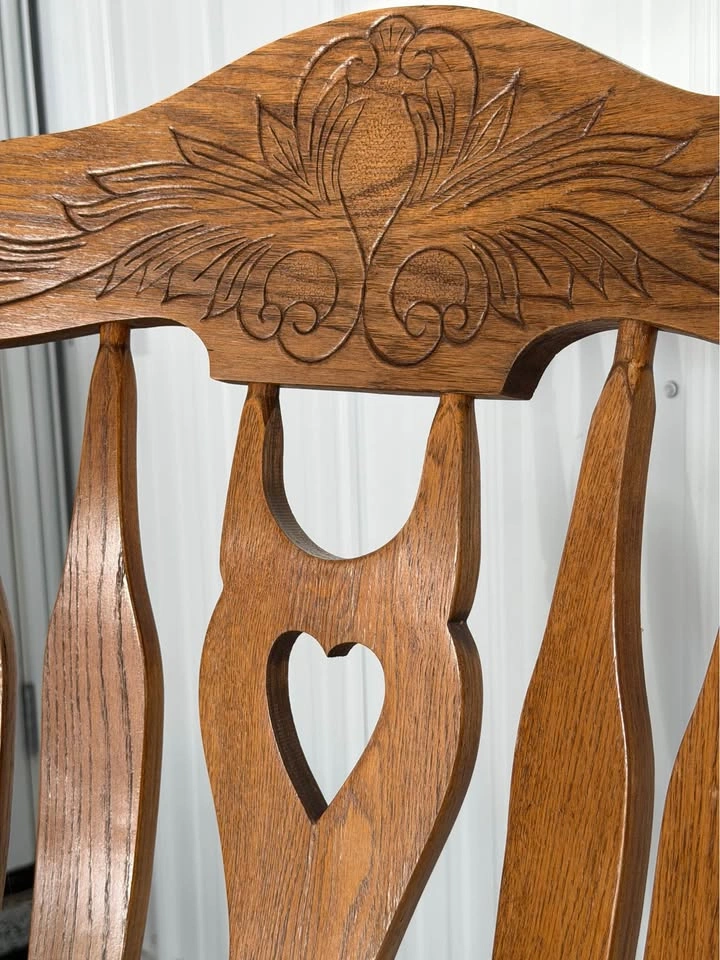 Vintage wooden heart cutout rocking chair - photo 2
