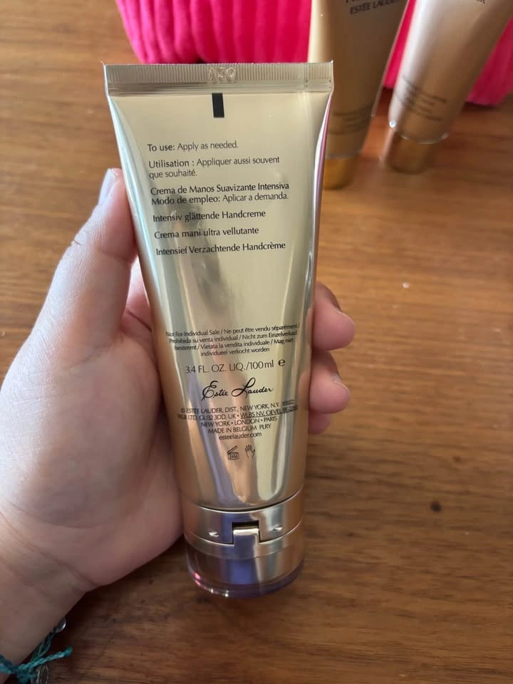 Estee Lauder Re-Nutriv Intensive Smoothing Hand Creme Set - photo 5
