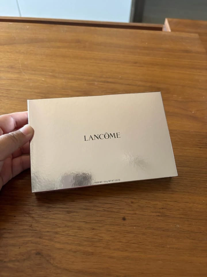 New Lancôme Holiday 2024 Rose Gold Eyeshadow Palette - photo 3