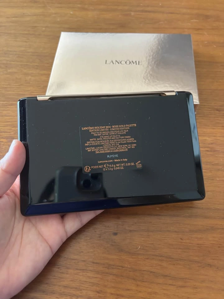New Lancôme Holiday 2024 Rose Gold Eyeshadow Palette - photo 5