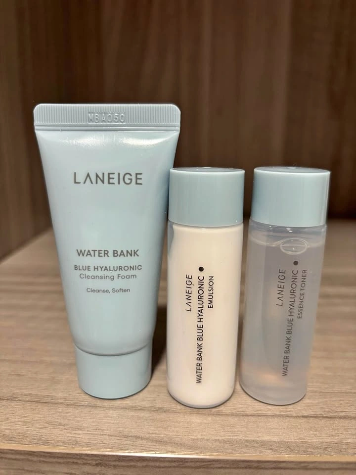 LANEIGE Water Bank Blue Hyaluronic Skincare Mini Set