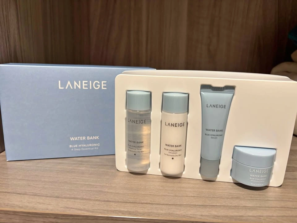 LANEIGE Water Bank Blue Hyaluronic 4 Step Essential sample set