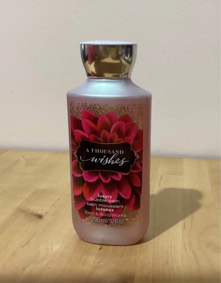 Bath and Body Works bubble bath - photo 4