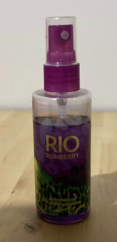 Bath and Body Works body spray - photo 2
