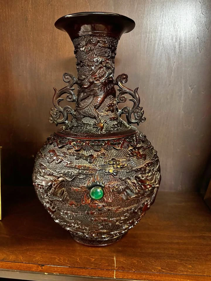 antique Chinese vase