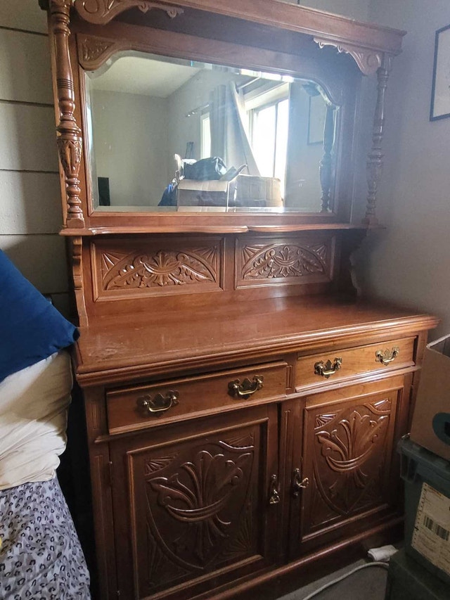 Vintage Oak Hutch with Mirror