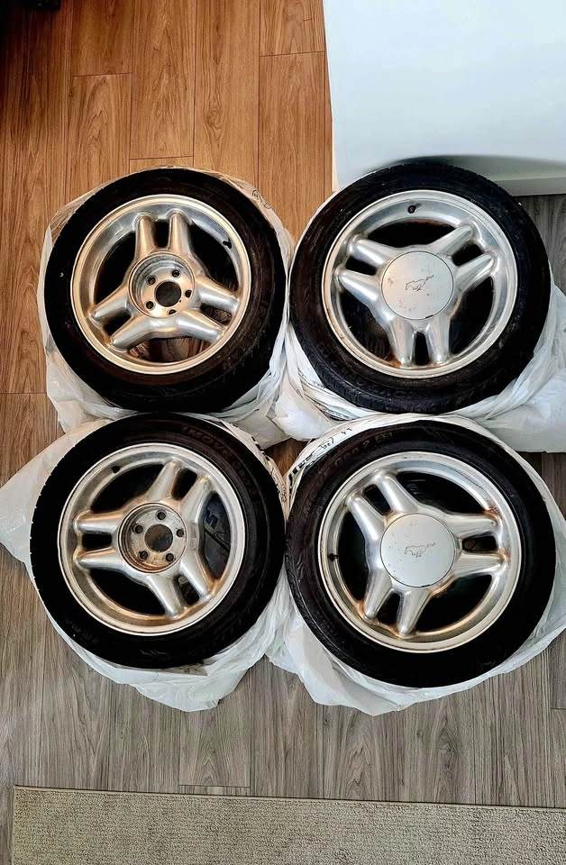 Ford Mustang Tri Bar Wheels