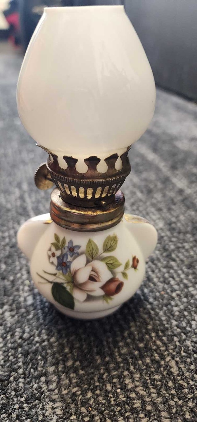 Miniature Floral Oil Lamp