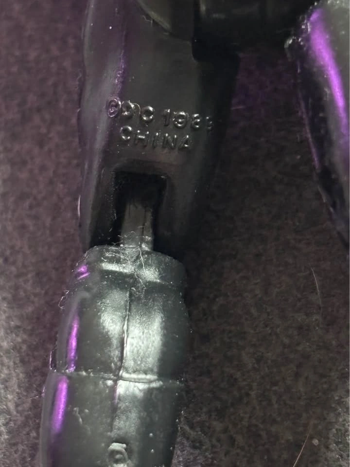 RARE 1989 Batman Micheal Keaton Batmobile and Batman Figurine - photo 4
