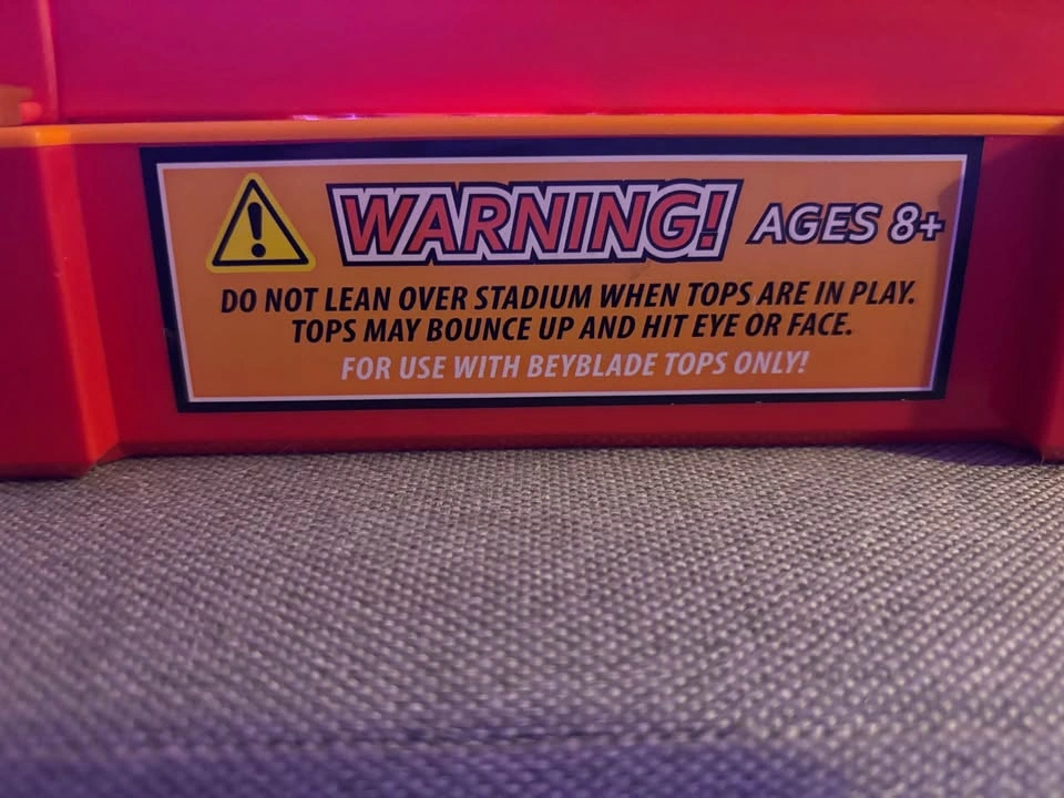 Beyblade Metal Fusion Folding Travel Battle Arena Stadium - photo 4