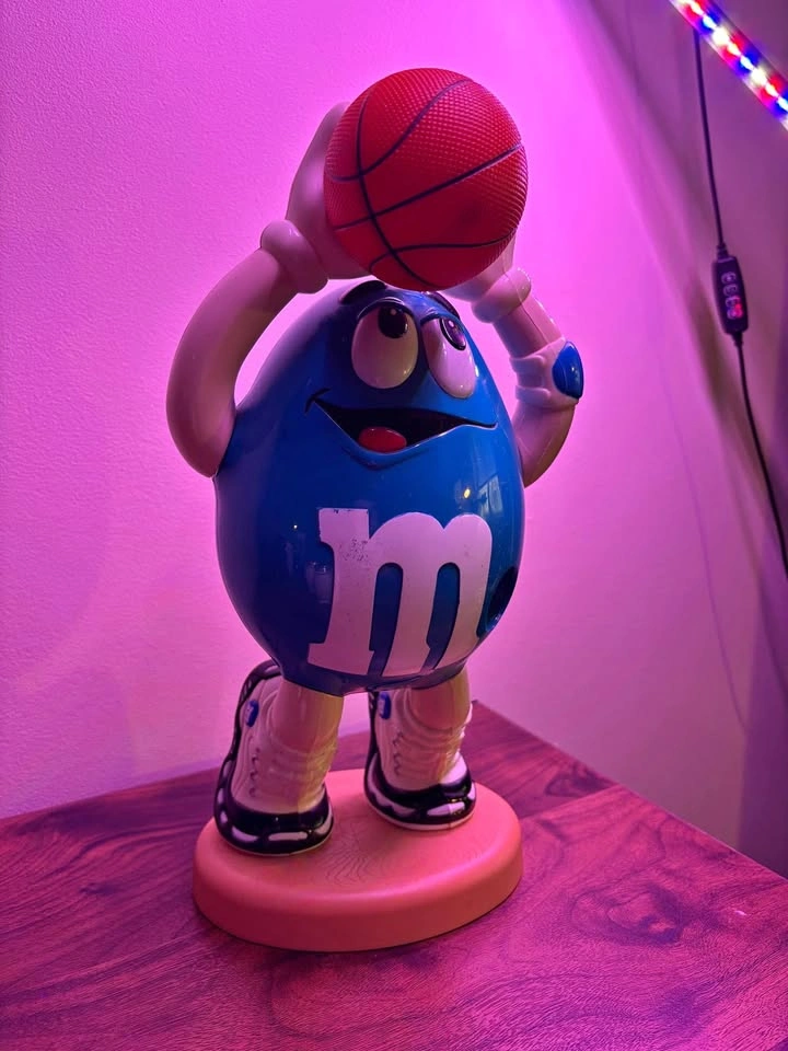 Vintage M&M Peanut MM Blue Basketball Player Candy Dispenser 13"