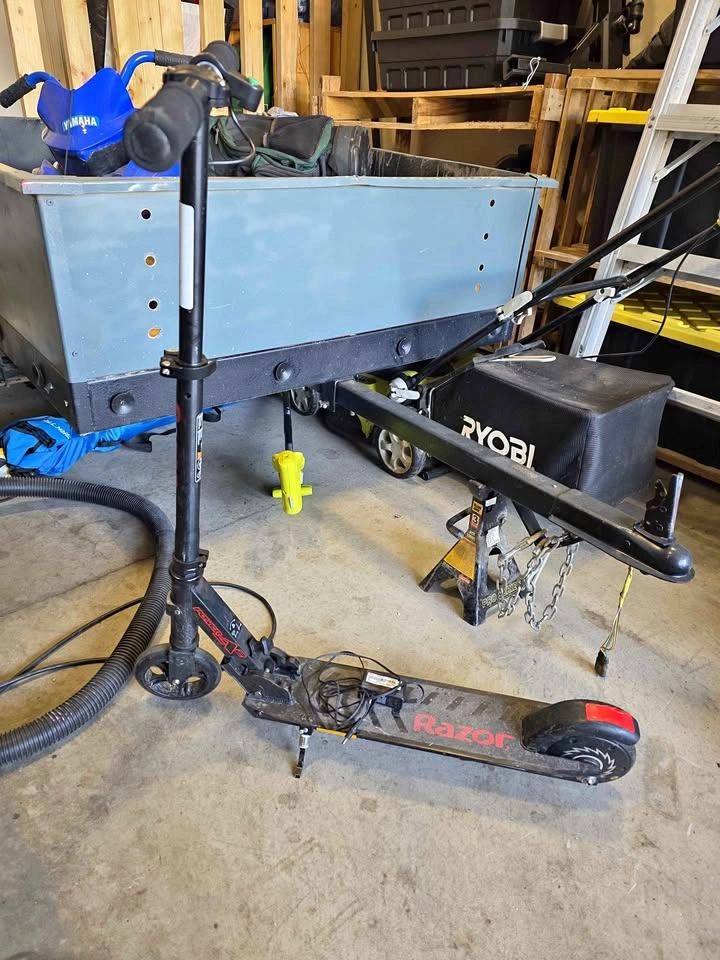 Kids Razor Power A2 Electric Scooter