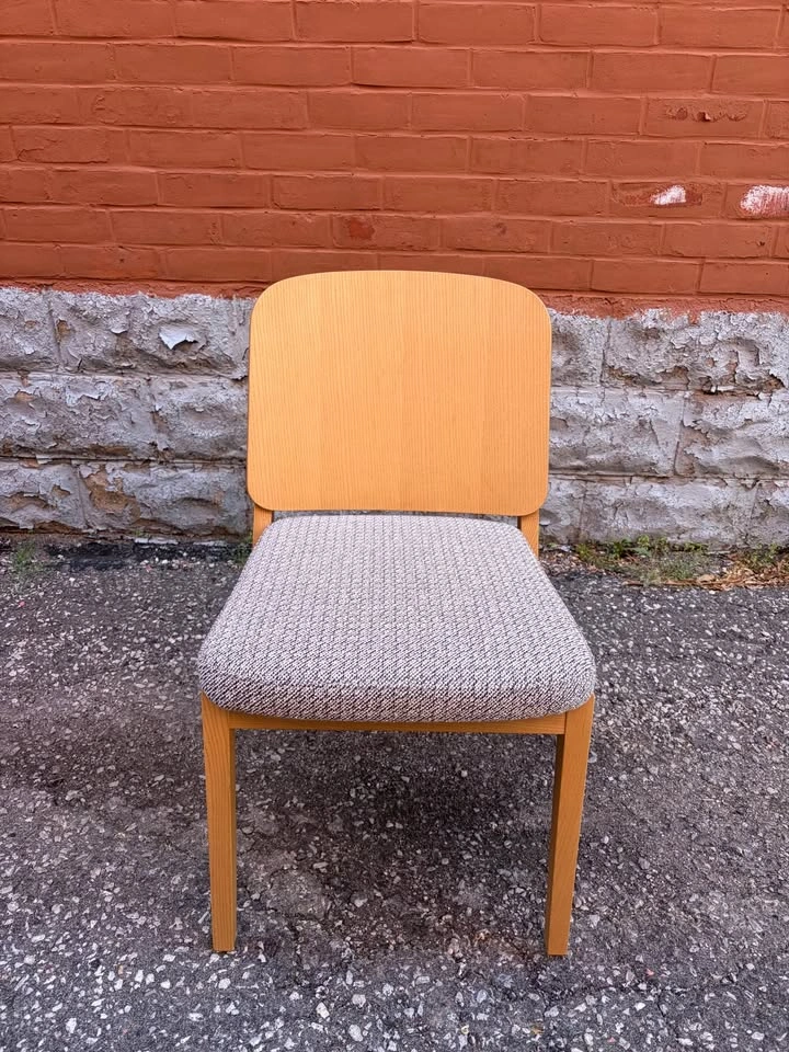 Italian Designer Chair (Very Wood) – Excellent Condition - photo 2