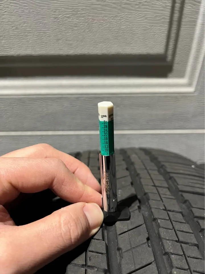 Used Tires - Falken Ziex ZE001 A/S All Season image indicator(2)