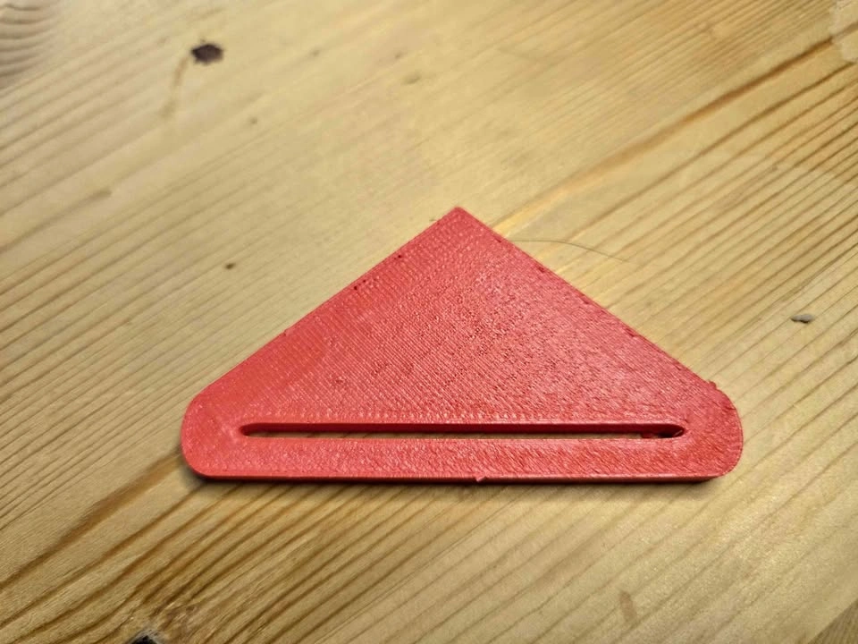 3D Printed Toothpaste Squeezer – Red – Tube Roller
