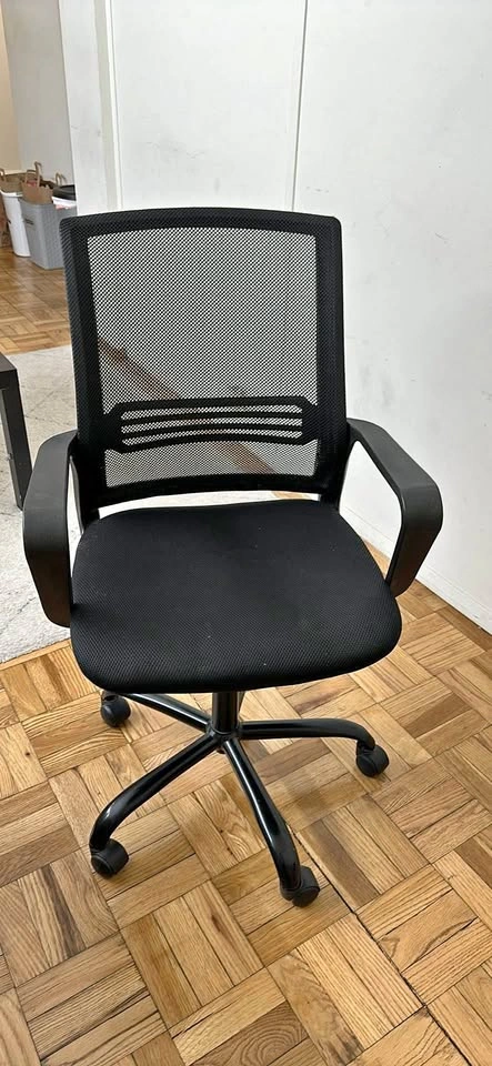 Adjustable Black Mesh Home Office Swivel Chair