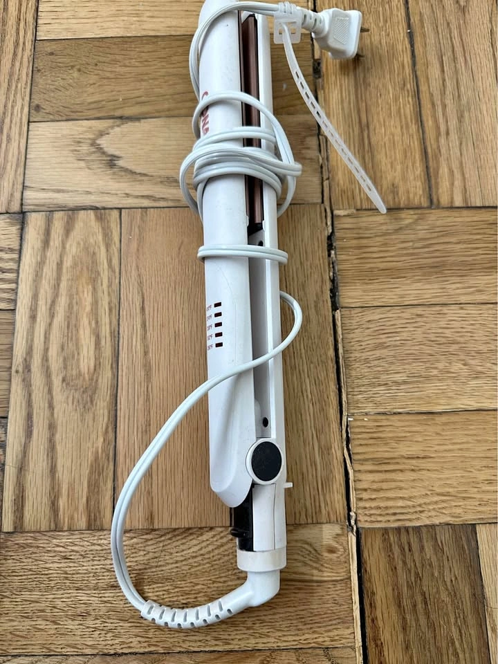 Hair Tool - Straightener
