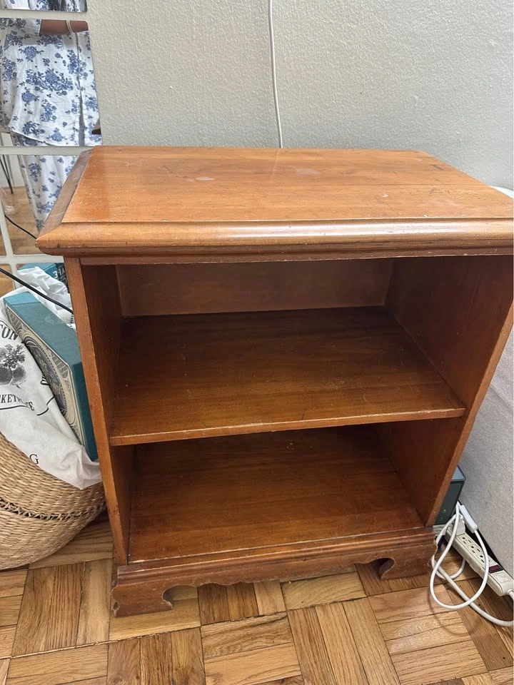 Vintage Solid Wood Small Bookshelf / Accent Side Table - photo 4