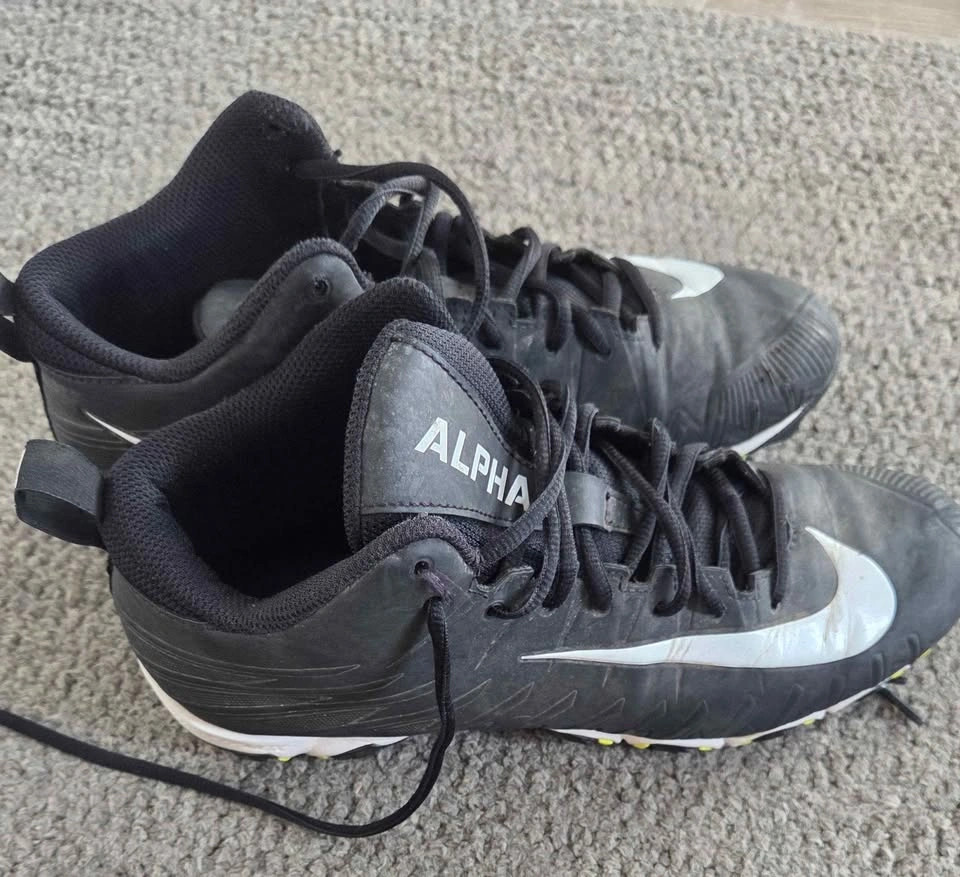Football Cleats - photo 2