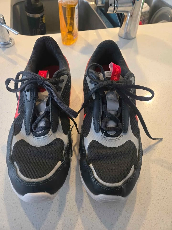 Air Max Kids - Youth 6