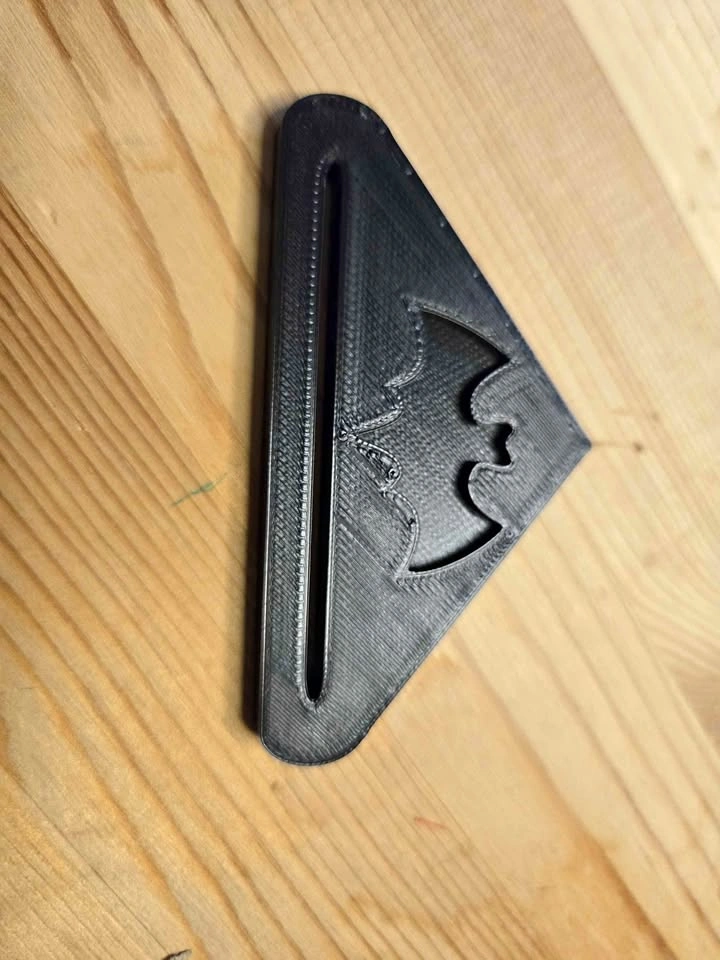 3D Printed Toothpaste Squeezer – Black Bat Design