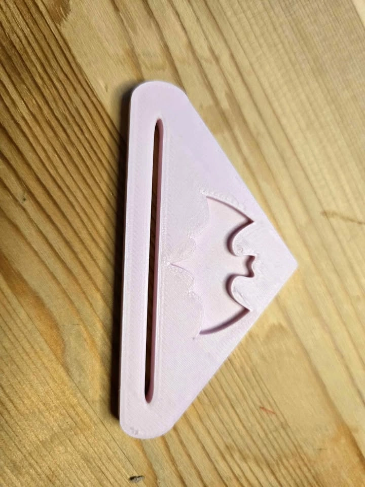 3D Printed Toothpaste Squeezer – Pink Bat Design – Tube Roller