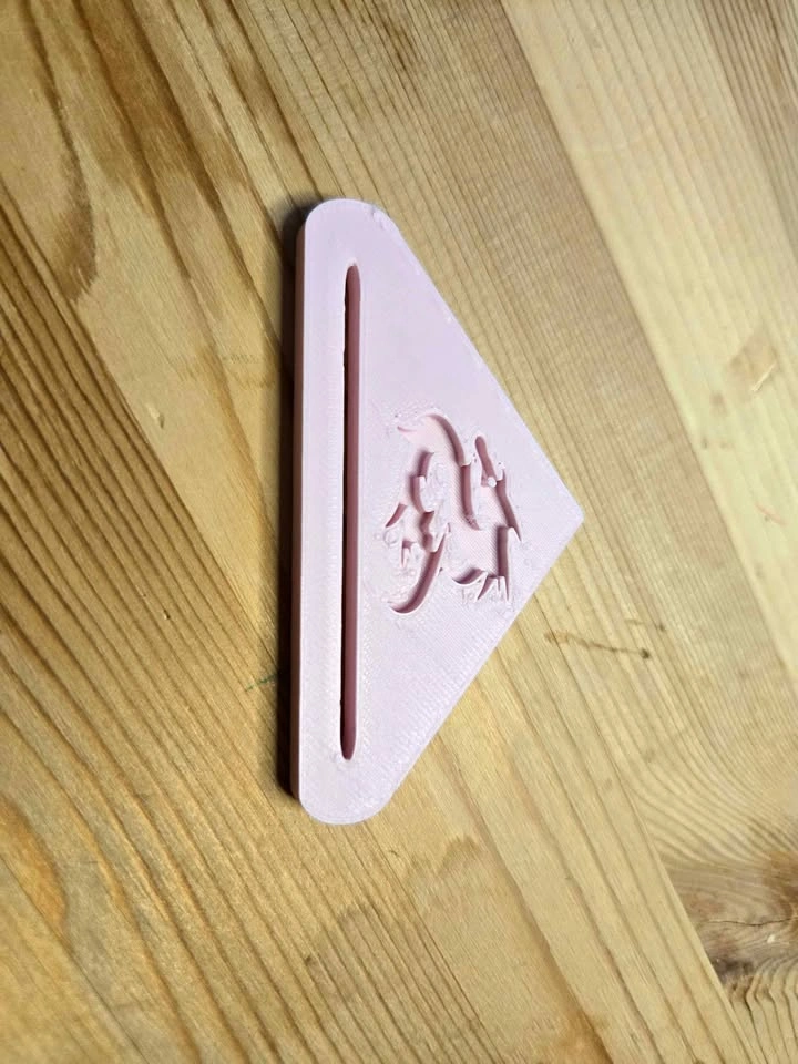 3D Printed Toothpaste Squeezer – Pink Dragon Design – Tube Rolle