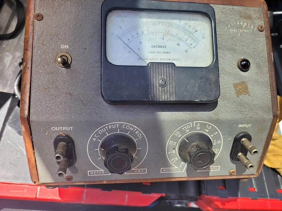 Vintage Instrument Electronics 47 audio frequency voltmeter