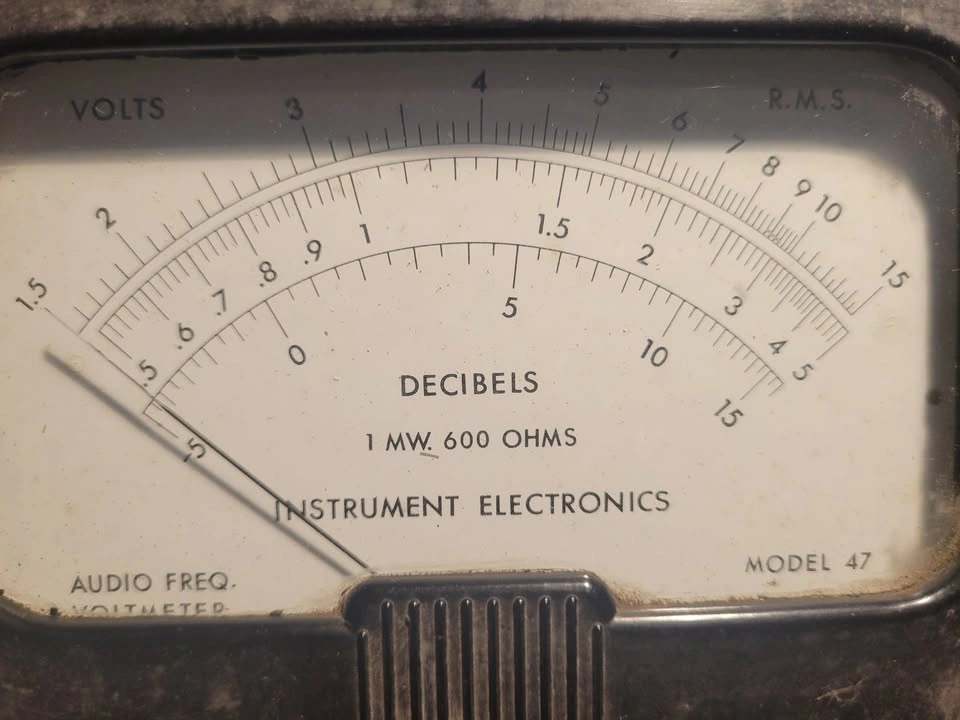 Vintage Instrument Electronics 47 audio frequency voltmeter - photo 4
