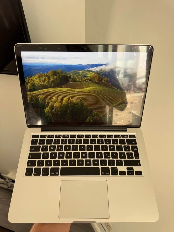 Macbook Pro 2015 macOS Sonoma - photo 2
