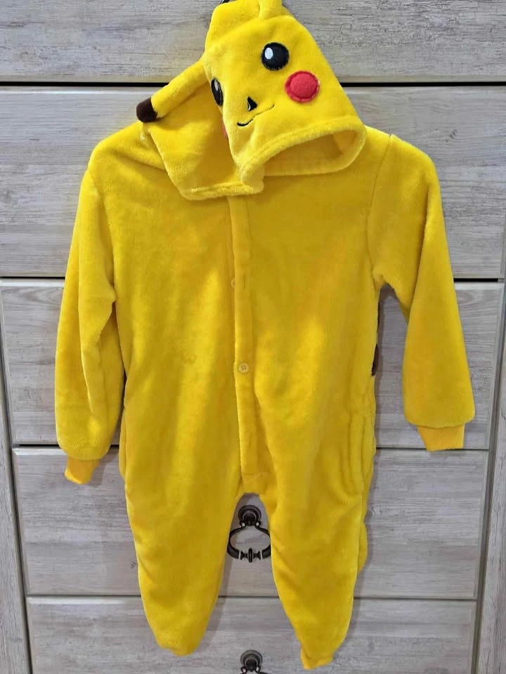 SAZAC Pokemon Pikachu Kigurumi Onesie - Kids Size (5-9)