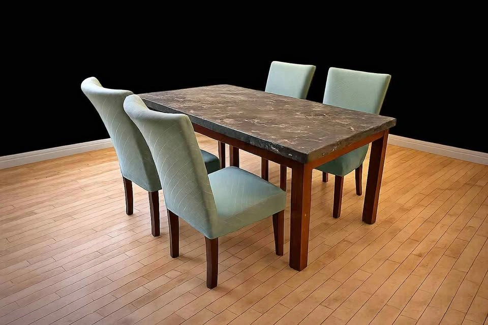 marble dinning table