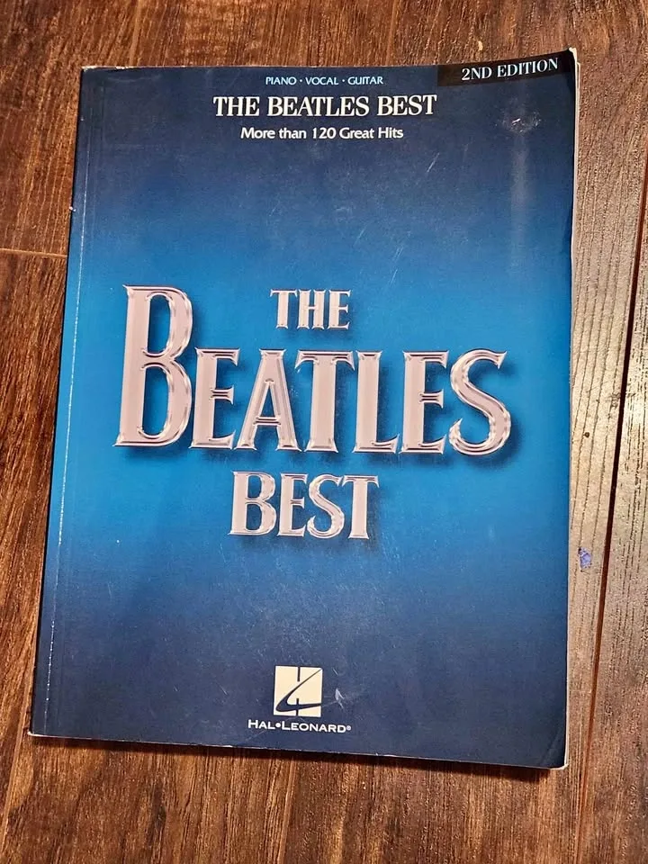 The Beatles Best - Piano, Vocal, Guitar Book