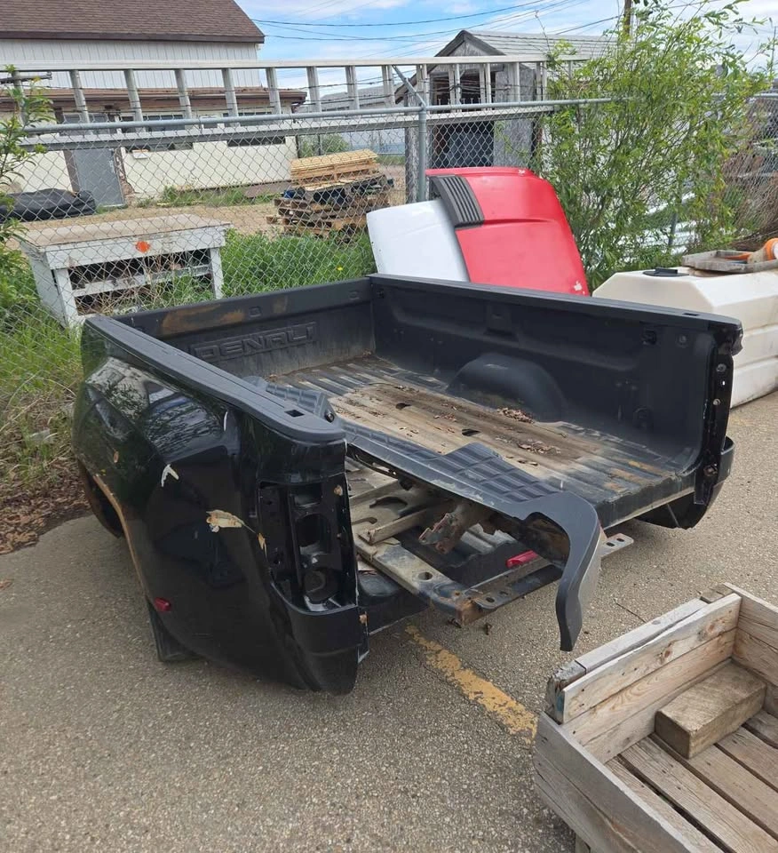 2016 GMC 3500 DRW box - photo 2