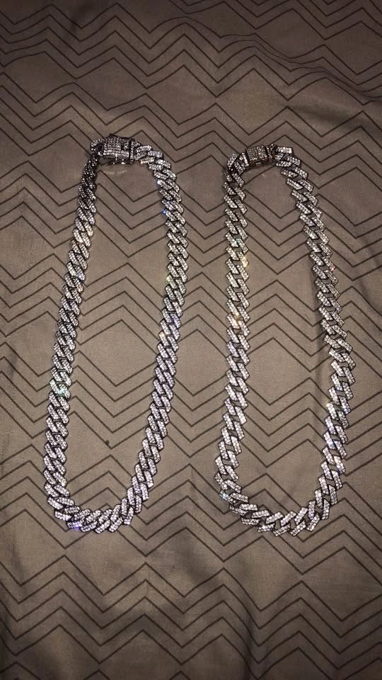 Iced out cuban link chain - photo 2