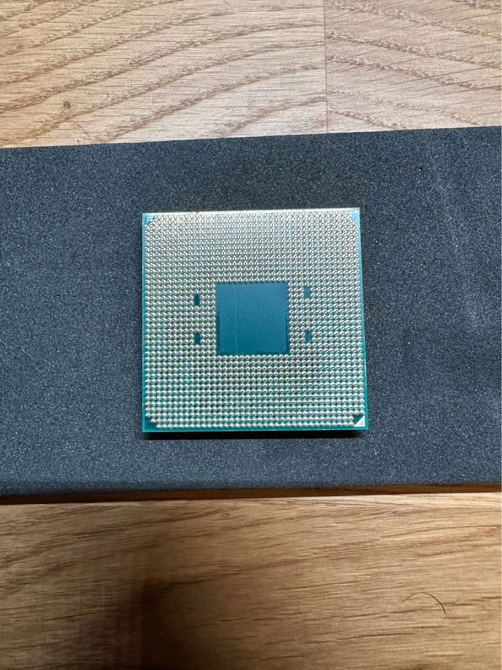 AMD Ryzen 7 3800X – 8 Core / 16 Thread Processor - photo 2