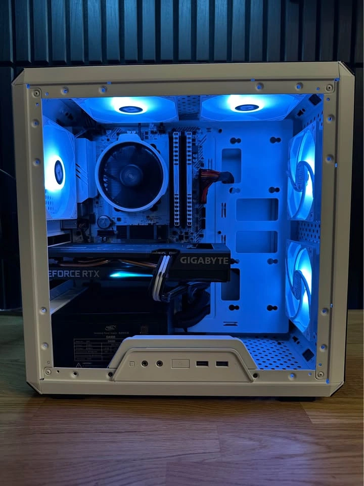 White Gaming PC - RTX 3060 Ti | Ryzen 5 3600 | 16GB RAM - photo 2