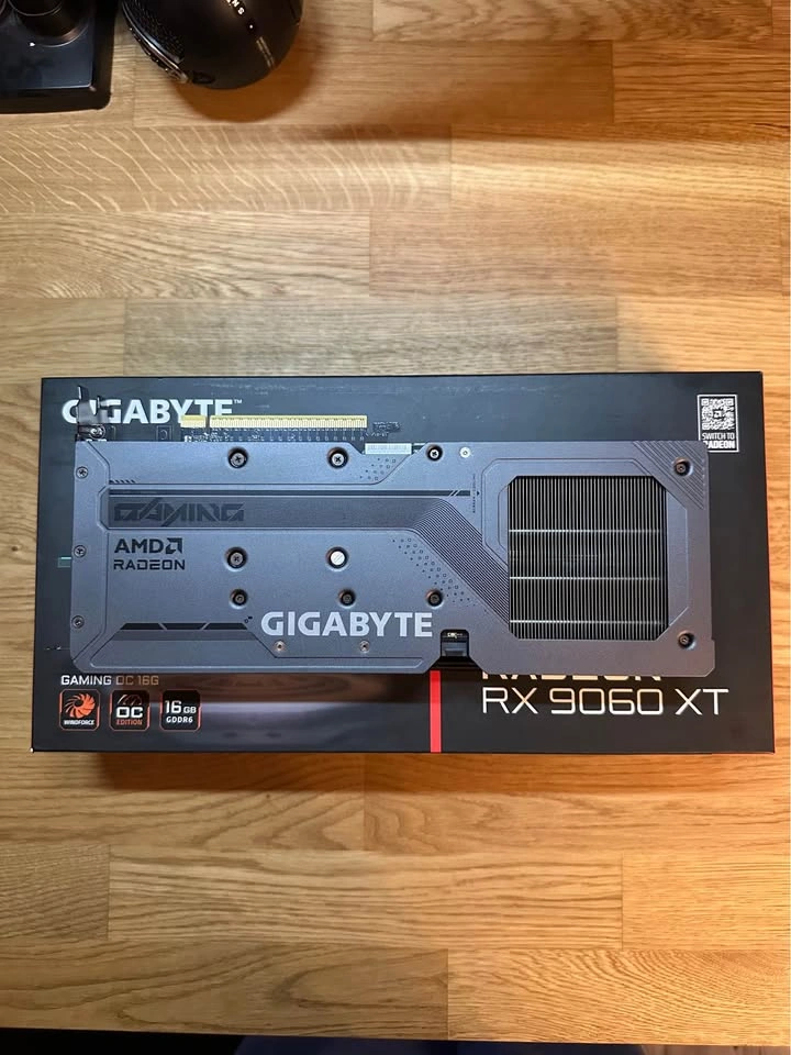 Gigabyte Radeon RX 9060 XT Gaming OC 16GB - photo 2