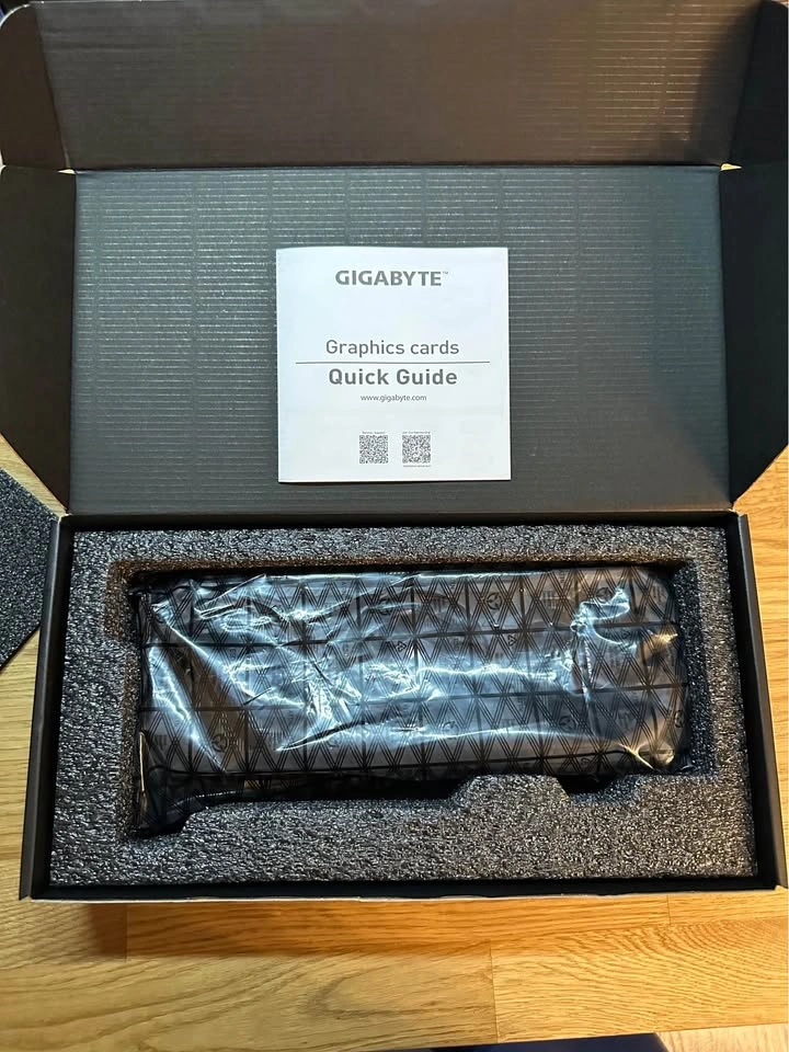 Gigabyte Radeon RX 9060 XT Gaming OC 16GB - photo 3