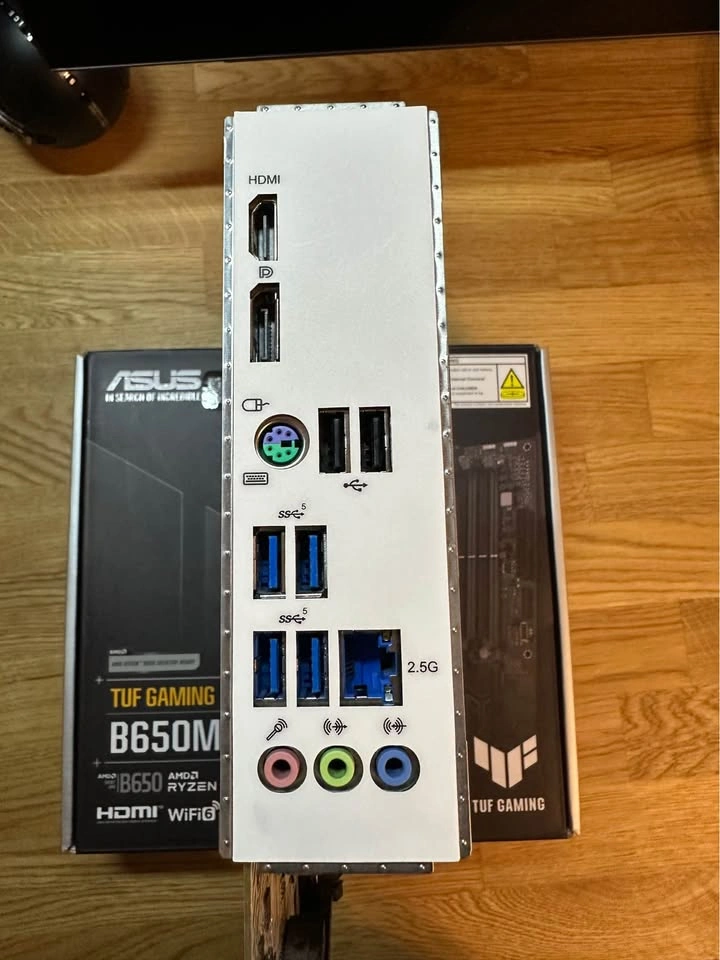 ASRock B550M Pro SE White AM4 Motherboard – Ryzen 5000 Ready - photo 2