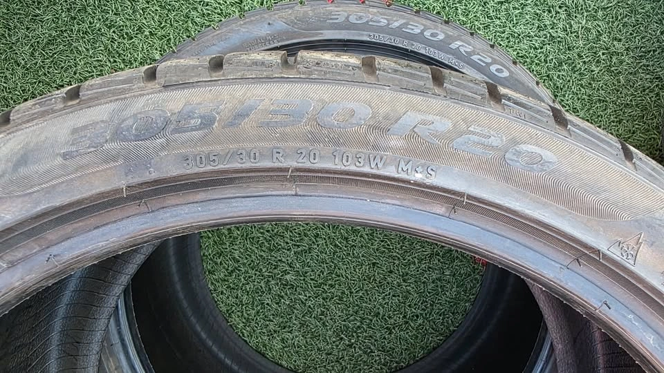 255/35/20 and 305/30/20 Pirelli winter tires, 90% tread - photo 5