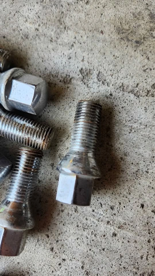 20 wheel bolts 14x1.5 conical/cone seat - photo 2