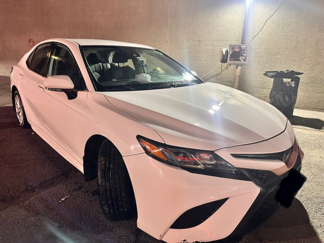 Toyota Camry 2019 SE - photo 2