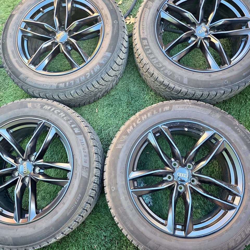 235/60/18 Michelin Winter Tires 90% Tread with 5x112 Rims