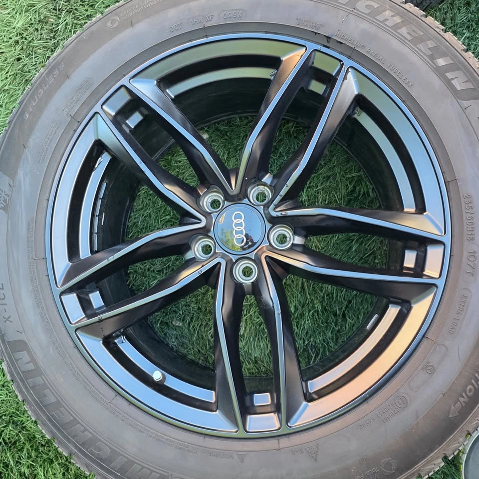 235/60/18 Michelin Winter Tires 90% Tread with 5x112 Rims - photo 3