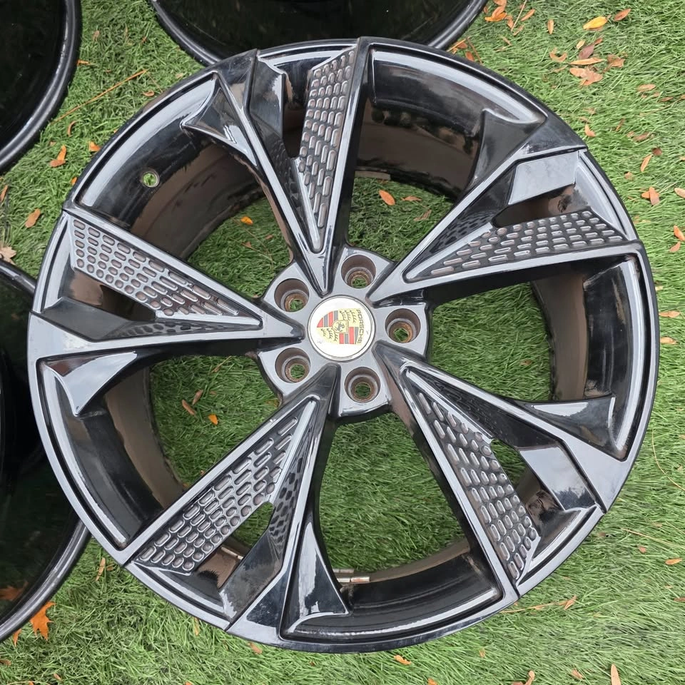19 inch ART black alloy rims 5x112 . like new - photo 3