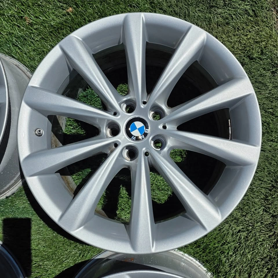 18 inch BMW OEM alloy rims with TPMS sensors like new 5x112 - photo 5
