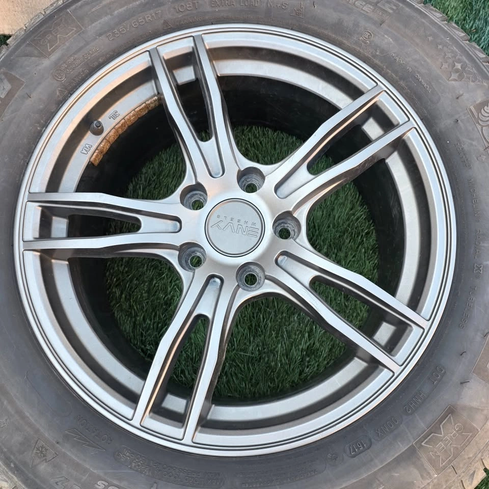 235/65/17 Michelin winter tires with Envy alloy 5x120 - photo 4